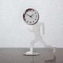 Часы настольные "time running",белые
